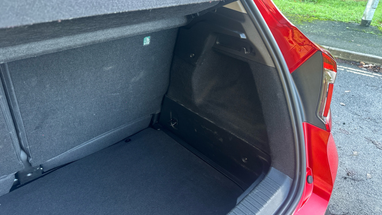 Renault Captur 1.3 Mild hybrid 140 Evolution 5dr Petrol Hatchback